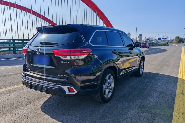 Used Toyota Highlander 2018 2.0T Four-Wheel Drive Luxury Edition 7 Seats China V Emission Standard