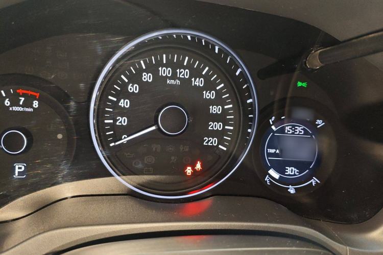 Used Honda Vezel 2022 1.5L CVT Phantom Night Pioneer Edition
