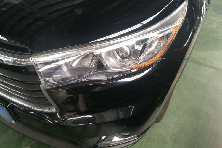 Used Toyota Highlander 2015 2.0T Two-Wheel Drive Luxury Edition 7 Seats
