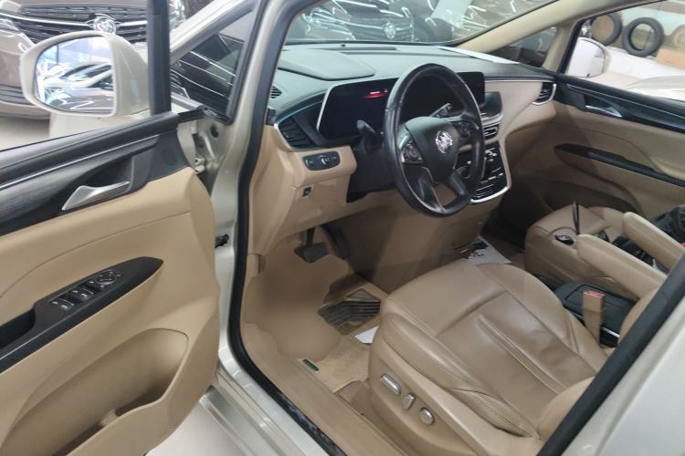 Used Buick GL8 2021 ES Landtrek 653T Luxury Model
