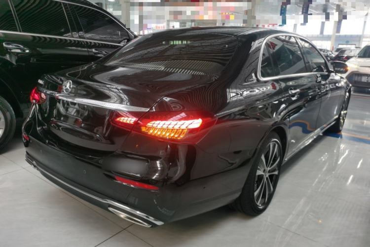 Used Mercedes-Benz E-Class New Energy 2022 Second Facelift E 350 e L Plug-in Hybrid Sedan
