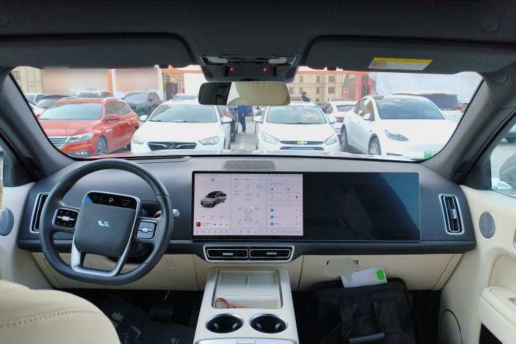 Used Li Auto L7 2023 Max model
