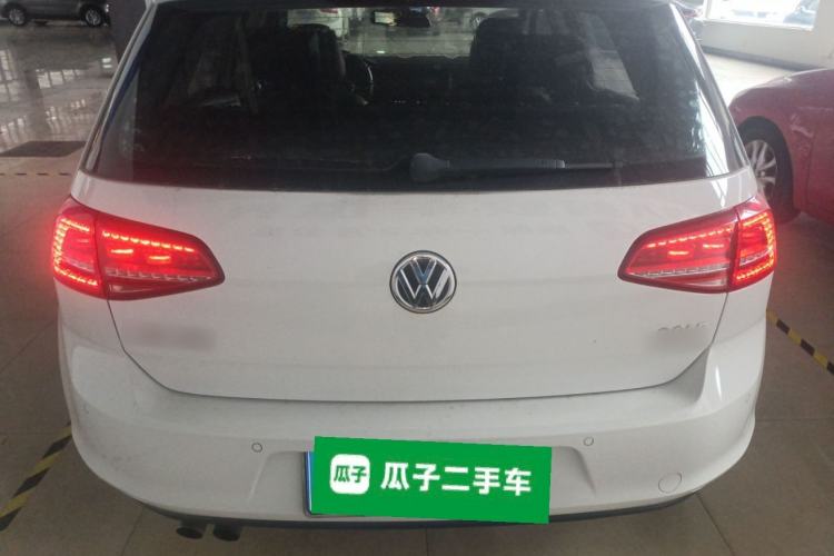 Used Volkswagen Golf 2016 230TSI Automatic Luxury Version
