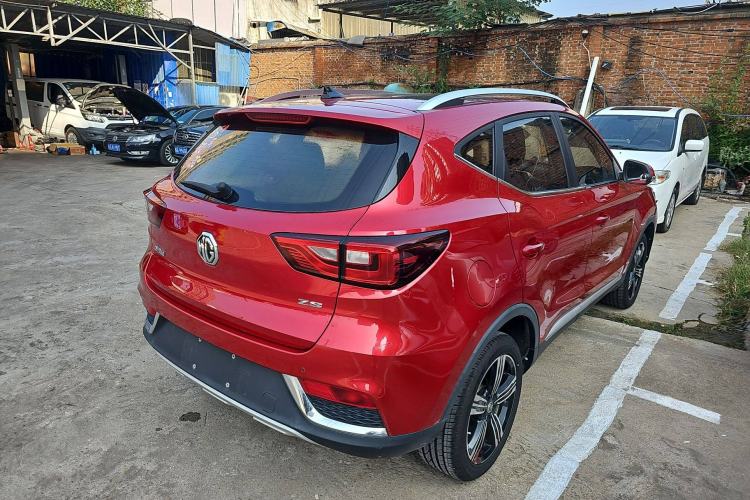 Used MG ZS 2020 Global Bestseller with 1.5L Engine Manual Transmission and a Massive 65-Inch Panoramic Sunroof Version
