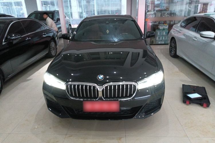 Used BMW 5 Series 2022 Second Facelift 530Li Leading Edition M Sport Package
