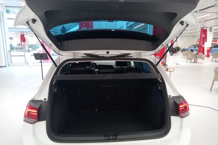 Used Volkswagen Golf 2023 Facelift 280TSI DSG Pro
