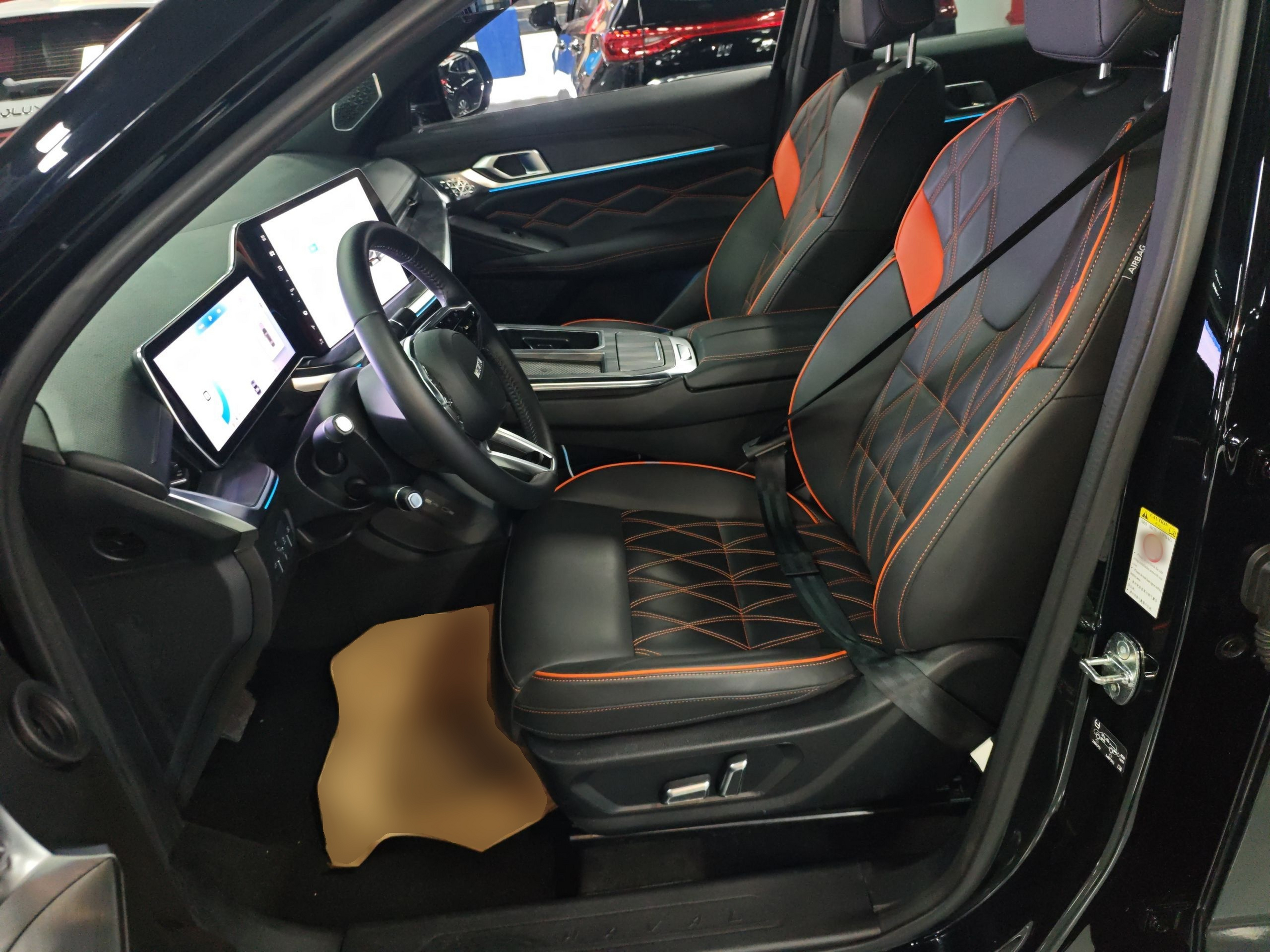 المقاعد الأمامية داخل السيارة