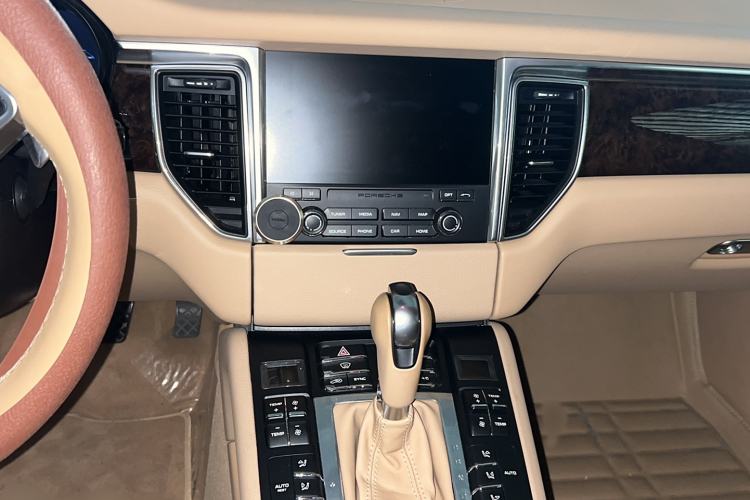 Used Porsche Macan 2017 Macan 2.0T
