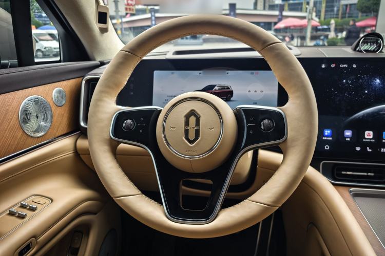 Used Hima AITO M9 2025 Extended-Range Ultra Version 52 kWh 5-Seater Edition