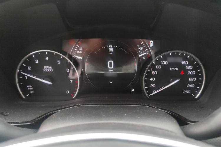 Used Cadillac XT5 2018 25T Luxury Model