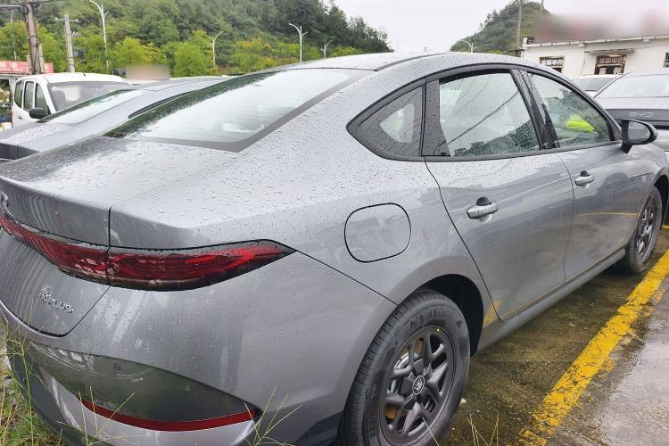 Used BYD Qin PLUS 2025 DM-i Smart Drive 55KM Leading Model
