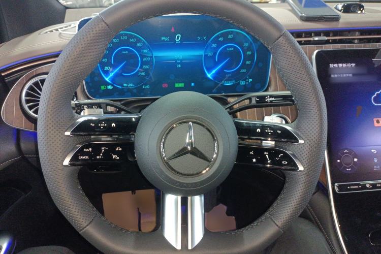 Used Mercedes-Benz EQE SUV 2024 500 4MATIC Pioneer Edition