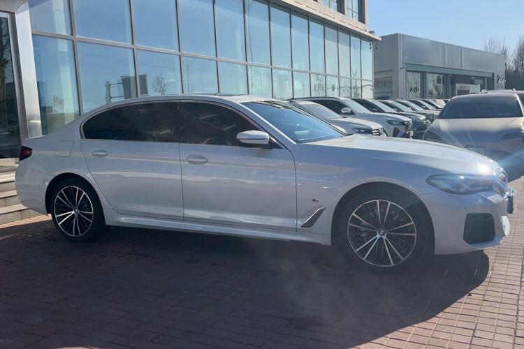 Used BMW 5 Series 2022 Second Facelift 530Li Leading Edition M Sport Package
