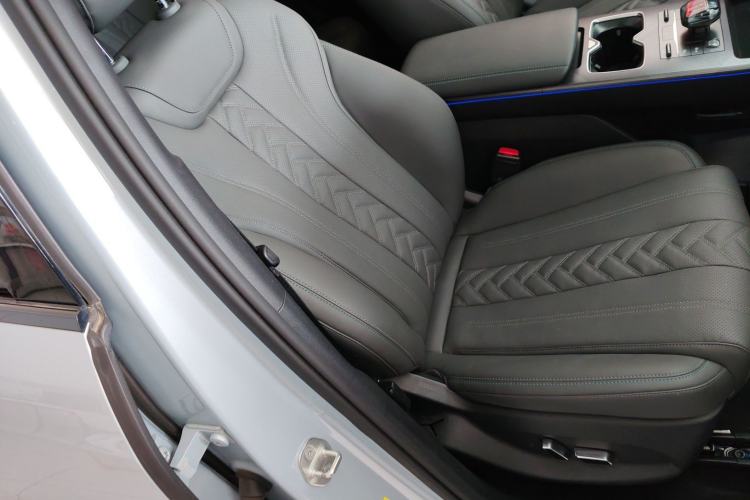 Used BYD Song L DM-i 2025 Intelligent Driving Version 160 km Beyond-Range Type