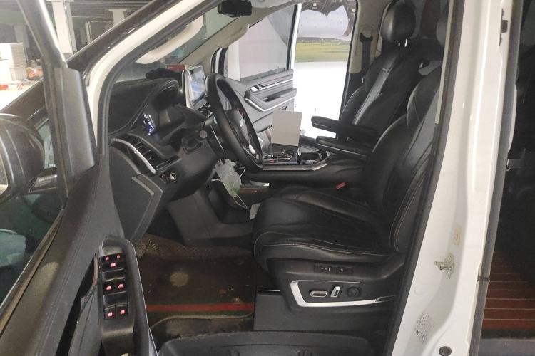 Used SAIC MAXUS G20 2021 PLUS 2.0T Gasoline Automatic Luxury Edition
