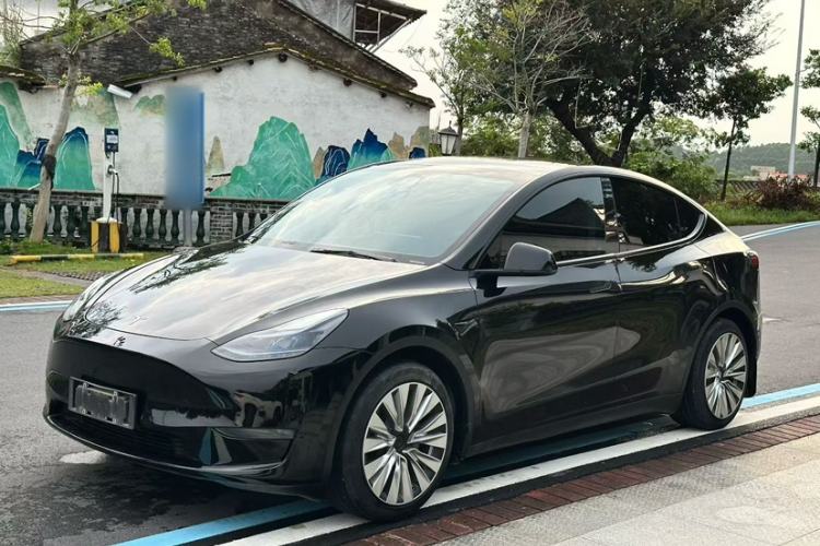 Used Tesla Model Y 2021 Standard Range Rear-Wheel Drive Version