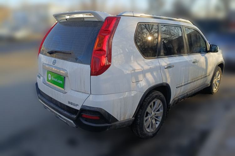 Used Dongfeng Fengdu MX6 2016 2.0L CVT Two-Wheel Drive Excellence Edition