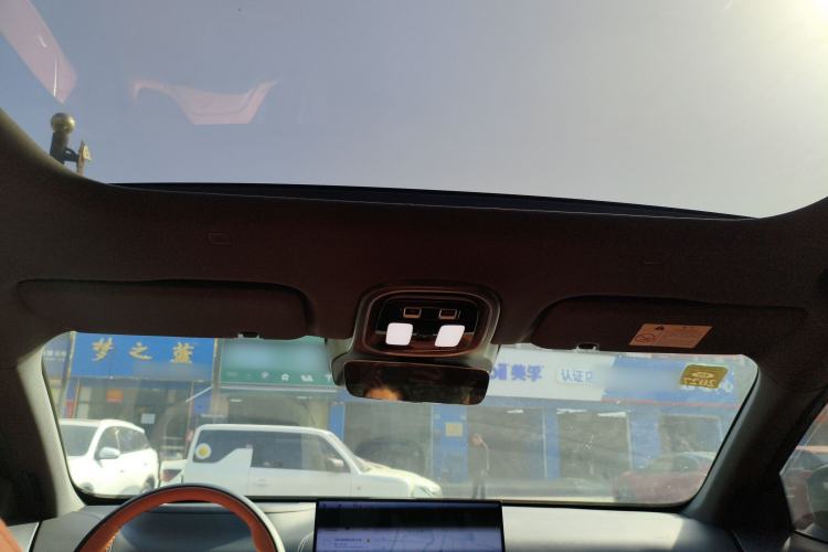 Used  S07 2024 215Max Range-Extended Version
