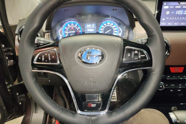 Used  Q25 2016 1.5L Automatic Lehui Edition
