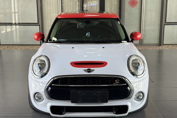 Used  MINI 2016 2.0T COOPER S Five-Door Edition
