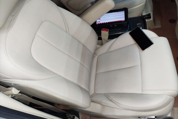 Used Buick GL8 2022 ES Landtrek 653T Luxury Edition
