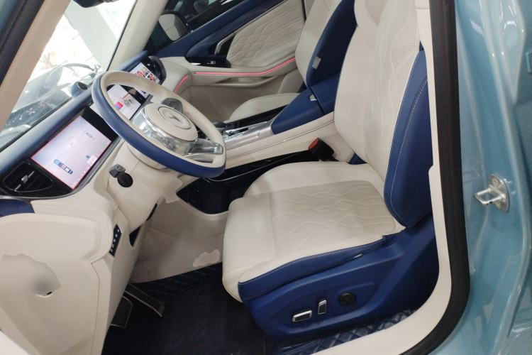 Used VOYAH FREE 2021 Four-Wheel Drive Standard Range-Extended Exclusive Luxury Package