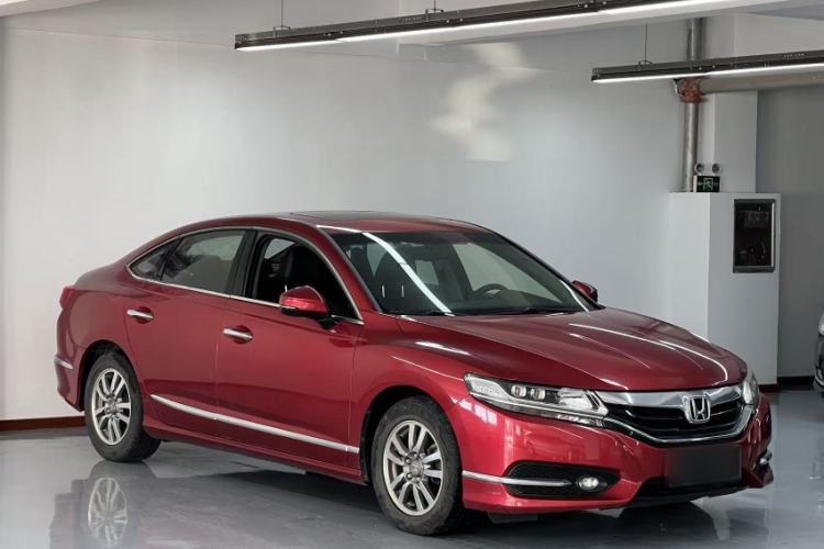 Used Honda Spirior 2015 2.0L Prestige Edition
