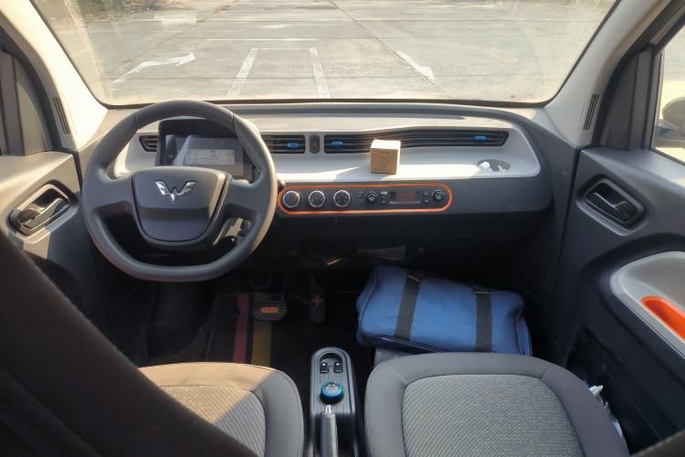 Used Wuling Hongguang MINIEV 2022 Easy Version Lithium Iron Phosphate
