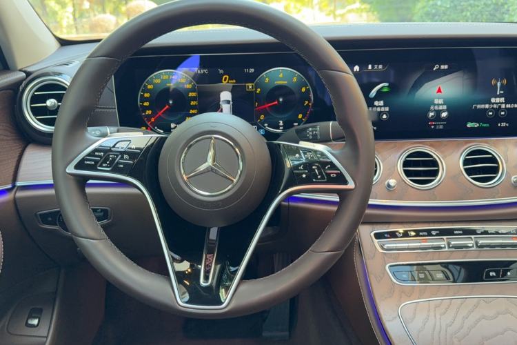 Used Mercedes-Benz E-Class 2022 Second Facelift E 300 L Fashion Edition
