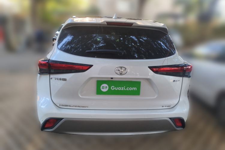 Used Toyota Highlander 2024 2.5L Smart Electric Hybrid Dual-Engine Four-Wheel Drive Prestige Version – 7 Seats
