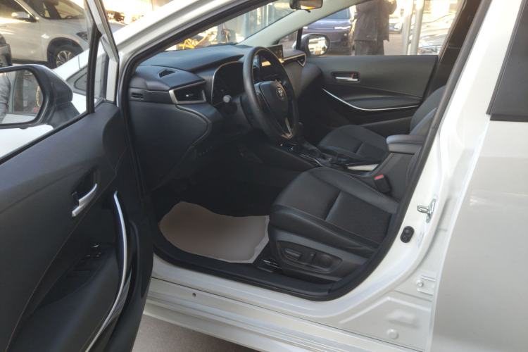 Used Toyota Levin 2023 Smart Electric Hybrid Dual-Engine 1.8L Sport Edition
