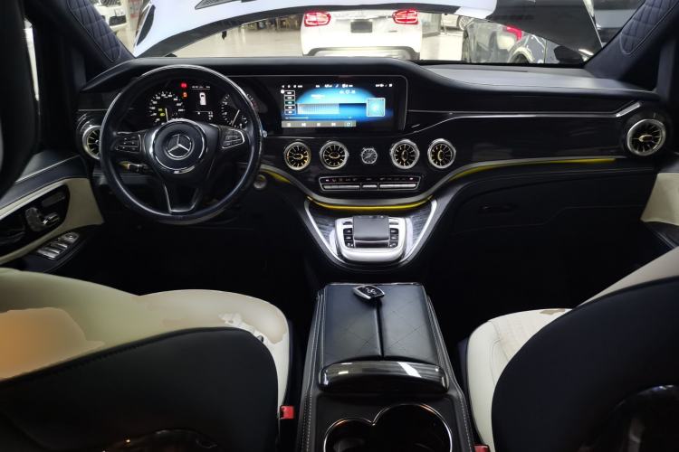 Used Mercedes-Benz Vito 2023 2.0T Business Version 7 Seats