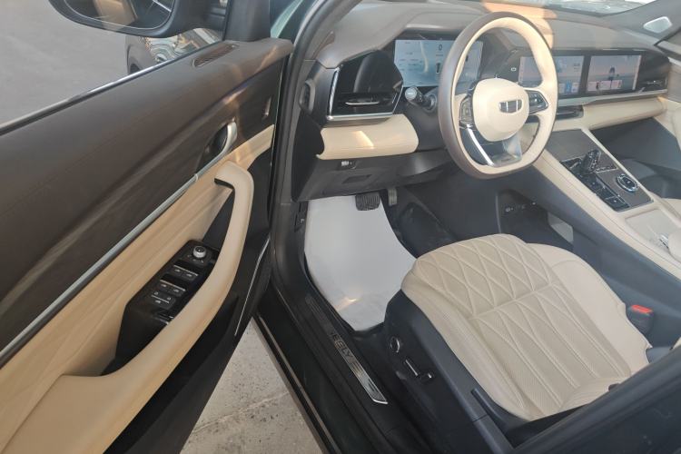 Used Geely Auto Monjaro L 2025 Dongfang Yao 2.0TD Automatic All-Wheel-Drive Wangyue Edition
