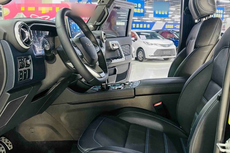 Used BAIC Off-Road BJ40 2023 2.0D Automatic Four-Wheel Drive Blade Hero Edition Adventurer Type
