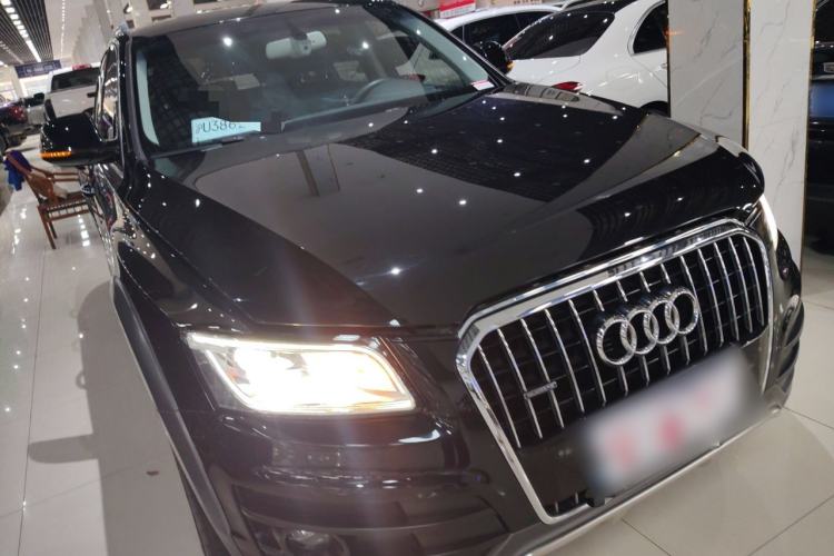 Used Audi Q5 2017 Plus 40 TFSI Technology Model
