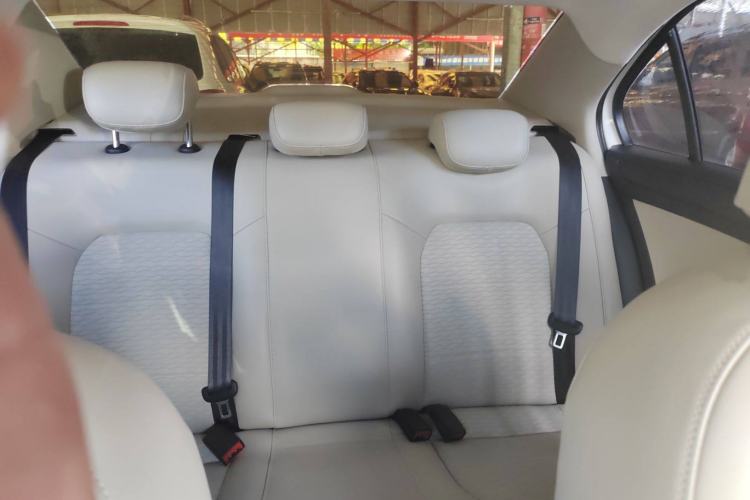 Used Skoda Rapid 2013 1.6L Automatic Smart Selection Model
