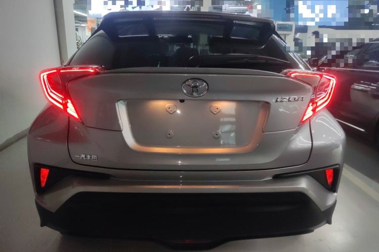 Used Toyota IZOA 2020 2.0L Yichi Version