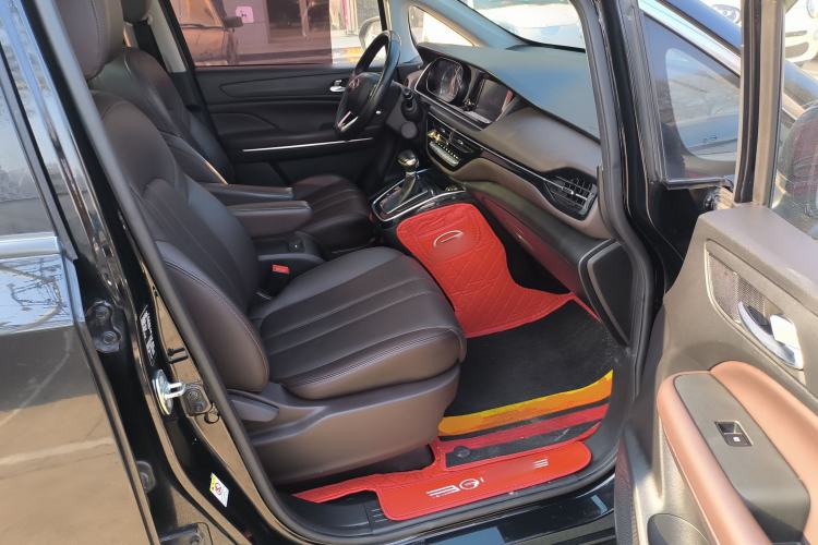 Used GAC Trumpchi M6 2019 270T DCT Luxury Edition (7-seater) China VI