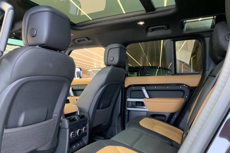 Used Land Rover Defender 2024 110 3.0T P400 X-DYNAMIC HSE
