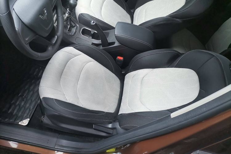 Used Wuling Hongguang S3 2019 1.5L Manual Standard Version China VI Standard
