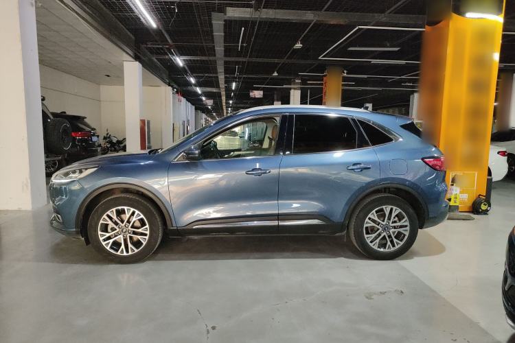 Used Ford Escape 2020 EcoBoost 245 Two-Wheel-Drive Titanium Edition