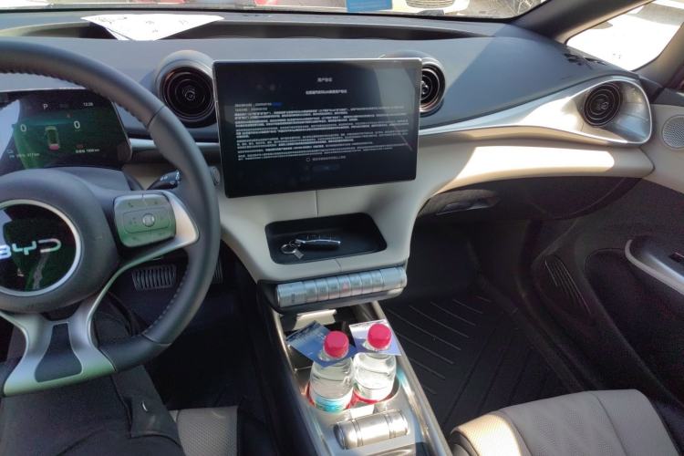 Used BYD Dolphin 2025 420km Free Edition
