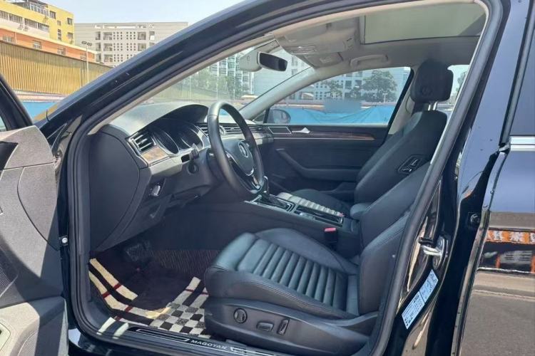 Used Volkswagen Magotan 2019 330TSI DSG Luxury Model China V Standard
