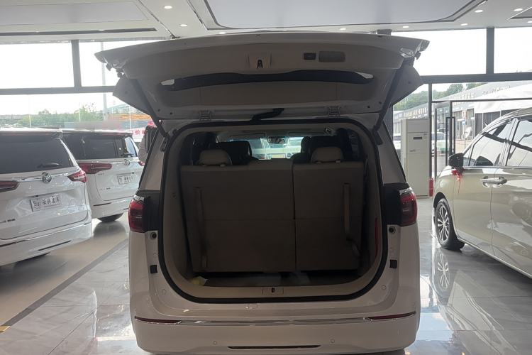 Used Buick GL8 2023 ES Lu Zun Comfort Model
