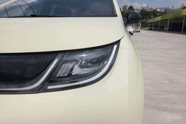 Used BYD Dolphin 2023 420 km Free Version
