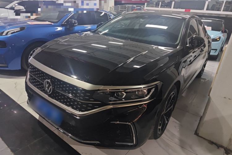 Used Volkswagen Passat 2023 Restyled 330TSI Starry Luxury Edition