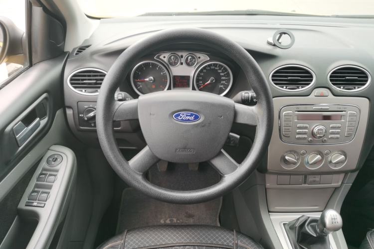Used Ford Focus 2013 Hatchback Classic 1.8L Manual Base Model