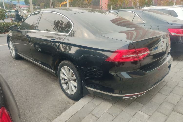 Used Volkswagen Magotan 2019 330TSI DSG Leading Model China VI Standard
