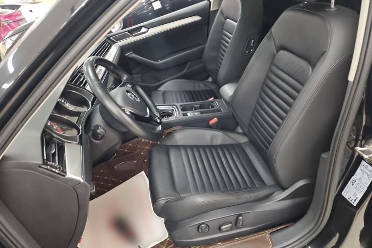 Used Volkswagen Magotan 2019 330TSI DSG Leading Model China VI Standard
