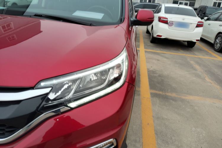 Used Honda CR-V 2015 2.4L two-wheel drive luxury version
